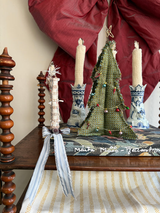 Unika juletræ med guirlande