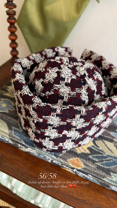 Hat i bordeaux ternet bouclé