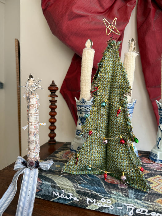 Unika juletræ med guirlande