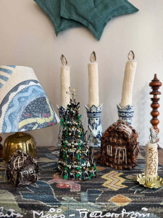 Juletræ med topstjerne i perler